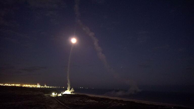 Raketenabwehr Arrow 3       -  Israel nutzt unter anderem das Raketenabwehrsystem Arrow 3, um sich vor Angriffen zu schützen.
