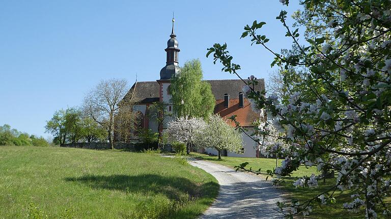 Bei der Ochsenfurter Wolfgangskapelle wurde einst ein Kind ausgesetzt.