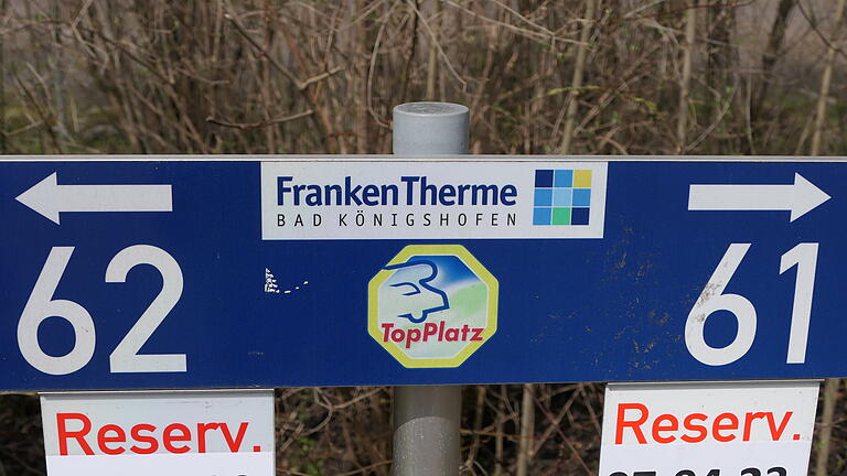 Kein Platz mehr frei ist zu Ostern auf dem Stellplatz für Wohnmobile in unmittelbarer Nachbarschaft zur FrankenTherme. Kein Platz mehr frei ist zu Ostern auf dem Stellplatz für Wohnmobile in unmittelbarer Nachbarschaft zur FrankenTherme.