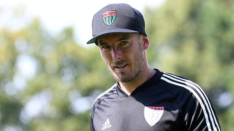 Tobias Strobl trainiert den FC Schweinfurt 05. Als Spieler lernte er Heiko Vogel kennen. Der sei zwar 'bekannt für flapsige Sprüche', aber diesmal habe er 'die Grenze überschritten'. Tobias Strobl trainiert den FC Schweinfurt 05. Als Spieler lernte er Heiko Vogel kennen. Der sei zwar 'bekannt für flapsige Sprüche', aber diesmal habe er 'die Grenze überschritten'.