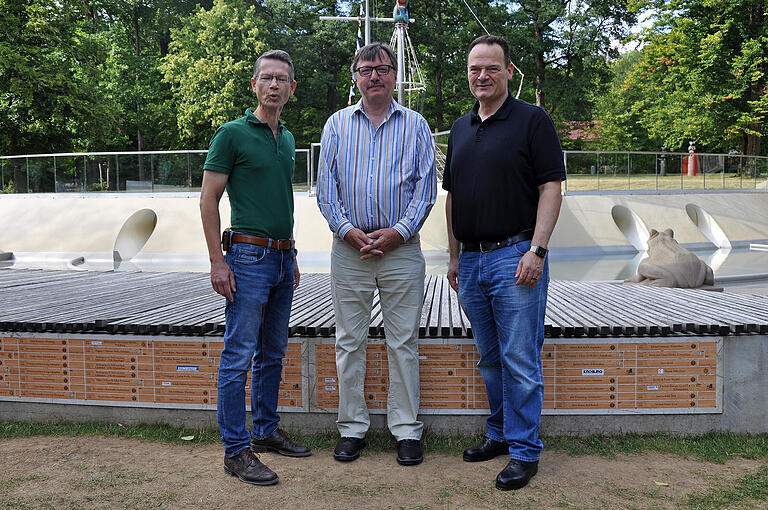 Die Jubilare der SWG Stadt- und Wohnbau GmbH des Jahres 2021 für ihr 40- und 25-jähriges Dienstjubiläum.