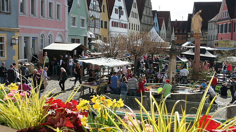 Frühlingserwachen am Auber Frühlingsmarkt. Frühlingserwachen am Auber Frühlingsmarkt.