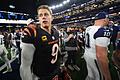 Dallas Cowboys - Cincinnati Bengals       -  Jow Burrow wurde Opfer eines Einbruchs - als er in der NFL auf dem Feld stand.