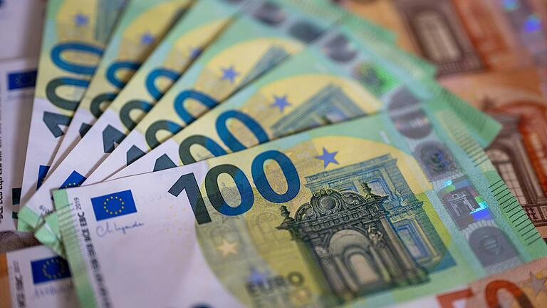 Das Vermögen der Kulturstiftung beläuft sich auf 220 Millionen Euro. Das Vermögen der Kulturstiftung beläuft sich auf 220 Millionen Euro.