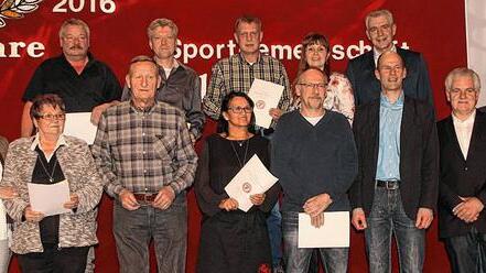 Seit 40 Jahren gehören diese Mitglieder zur SG Eltmann. Seit 40 Jahren gehören diese Mitglieder zur SG Eltmann.