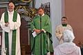 Pater Arnold Schmitt CCM von den Marianhiller Missionaren war am Erntedankfest auf Initiative von Waltraud und Dietmar Balling Gast in St. Kilian Mellrichstadt und feierte gemeinsam mit Pfarrer Thomas Menzel die Messe, die als Familiengottesdienst gestaltet war.