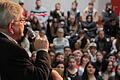 Thomas Goppel war an das Schulzentrum gekommen, um der Bildungseinrichtung, die den Namen seines Vaters trägt, einen Besuch abzustatten und mit den Schülern zu diskutieren.