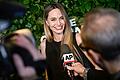 Angelina Jolie       -  Oscar-Preisträgerin Angelina Jolie stellt keine ihrer Trophäen zu Hause auf - bis auf eine.