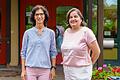 In Sandberg soll die Grundschule saniert werden. Im Bild (von links): Architketin Mercedes Jimenez und Sandbergs Bürgermeisterin Sonja Reubelt.
