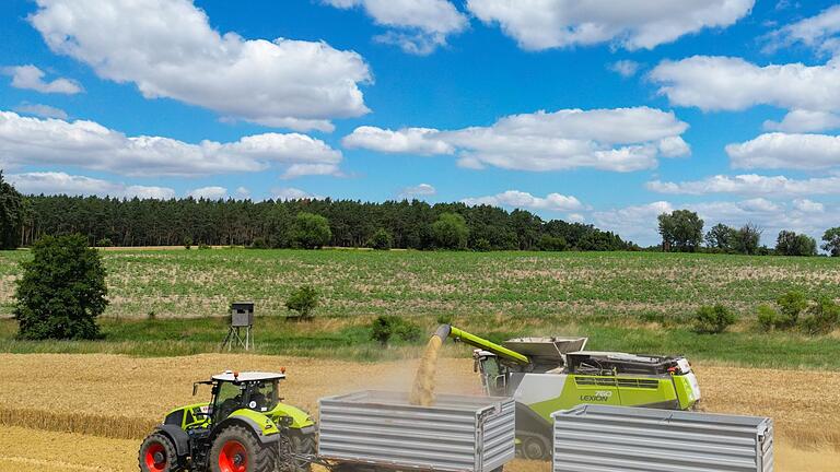 Ampel zu Landwirtschaft       -  Die Koalition hatte angekündigt, bis zum Sommer Maßnahmen zur Entlastung von Landwirten zu beschließen.