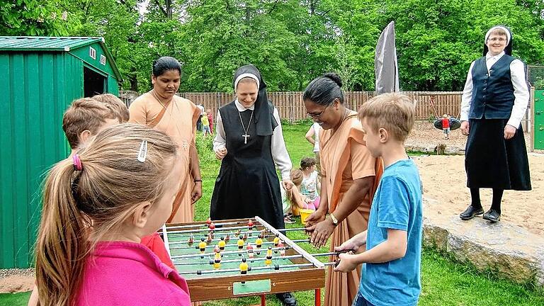 Die gute Nachricht: Beim Tischkicker hat Deutschland gegen Brasilien gewonnen!