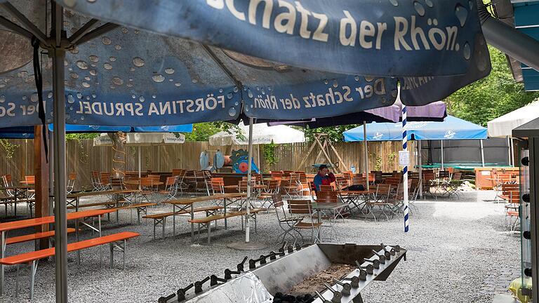 Rund 450 Plätze bietet der Biergarten am Zollhaus in der Mergentheimer Straße. Rund 450 Plätze bietet der Biergarten am Zollhaus in der Mergentheimer Straße.