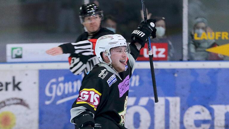 Zwar gelang Michael Stach knapp sieben Minuten vor der Schlusssirene der 4:3-Anschlusstreffer. Der Ausgleich gelang den personell arg dezimierten Haßfurter „Hawks“ beim Nachholspiel beim EHC Bayreuth am Samstagabend aber nicht mehr.