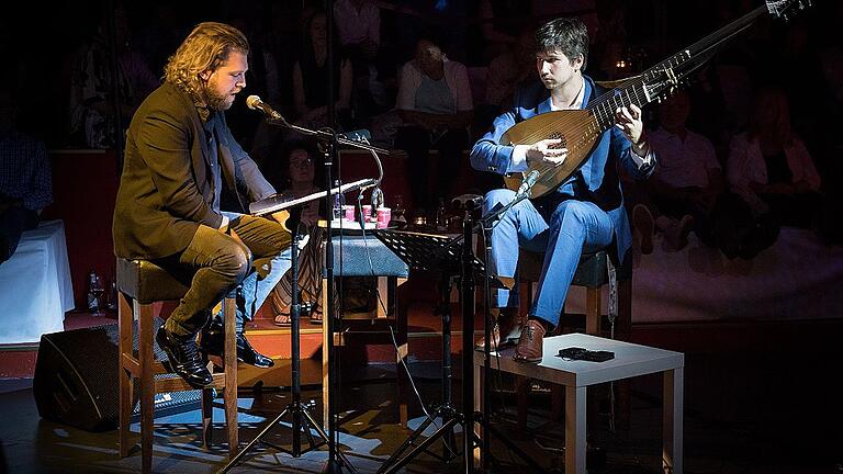 Lounge Amadé ist ein neues Format des Mozartfestes in der Diskothek Odeon Lounge, die im vergangenen Jahr erstmals mit Julian Prégardien (Sänger) und Thomas Dunford (Laute) stattfand, und in diesem Jahr fortgesetzt wird.