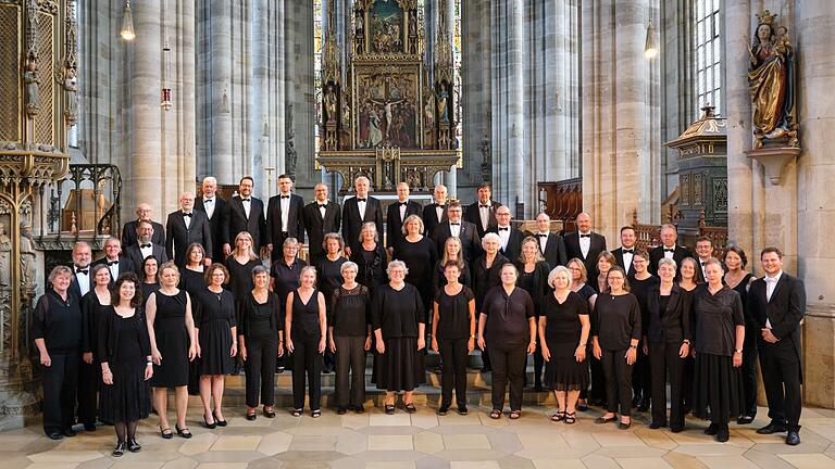 Der Chor Mixtura Cantorum gibt ein Konzert in der St. Bartolomäus-Kirche in Bergrheinfeld.