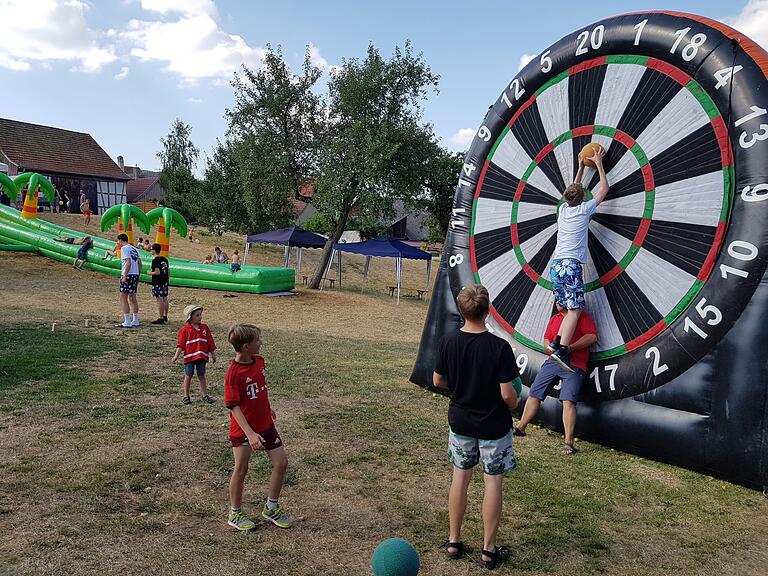 Am Sonntag warteten&nbsp;viele Spiel- und Bastelstationen auf die jungen Gäste.&nbsp;