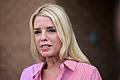 Pam Bondi       -  Mit Pam Bondi soll eine ehemalige Generalstaatsanwältin von Florida das Justizministerium führen. (Archivbild)