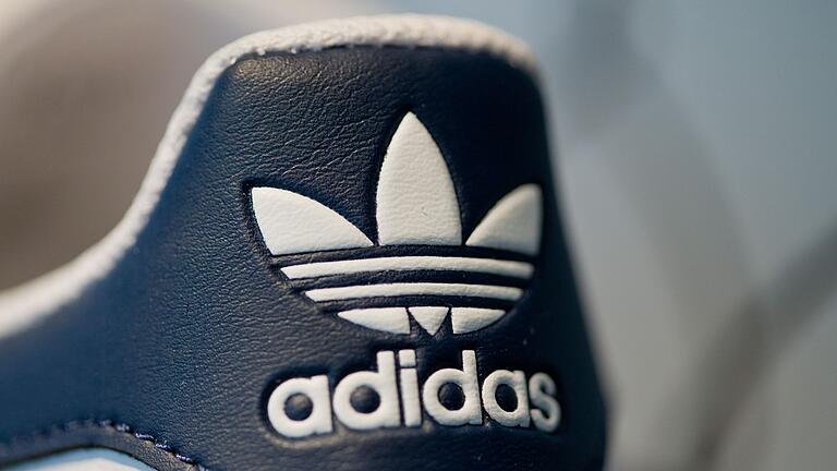 Adidas       -  Der Adidas-Umsatz stieg zuletzt um 7,3 Prozent auf 6,4 Milliarden Euro.