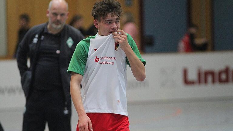 Die Verzagtheit wich Freude: Aaron Zehnter aus Sonderhofen erzielte im Finale das Siegtor für den FC Augsburg. Stöckinger