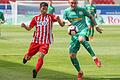 Ein Neuzugang für die Würzburger Kickers? Die Rothosen sind offenbar am Japaner Ko Sawada (links, hier im Trikot des Regionalligisten Offenbacher Kickers gegen Alexander Hahn vom FC Homburg) interessiert.