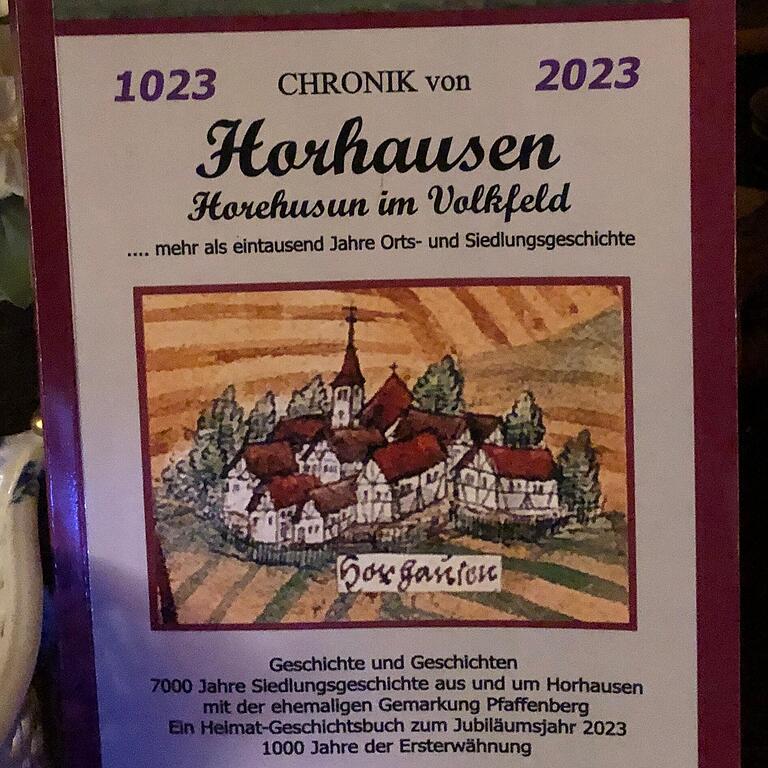 Mit einer Auflage von 300 Stück ist die neue Chronik von Horhausen erschienen.