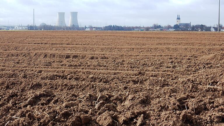 Knapp 85 Hektar will das Bauunternehmen Glöckle im Osten von Grafenrheinfeld für die Sand- und Kiesausbeute 50 Jahre lang nutzen. Knapp 85 Hektar will das Bauunternehmen Glöckle im Osten von Grafenrheinfeld für die Sand- und Kiesausbeute 50 Jahre lang nutzen.