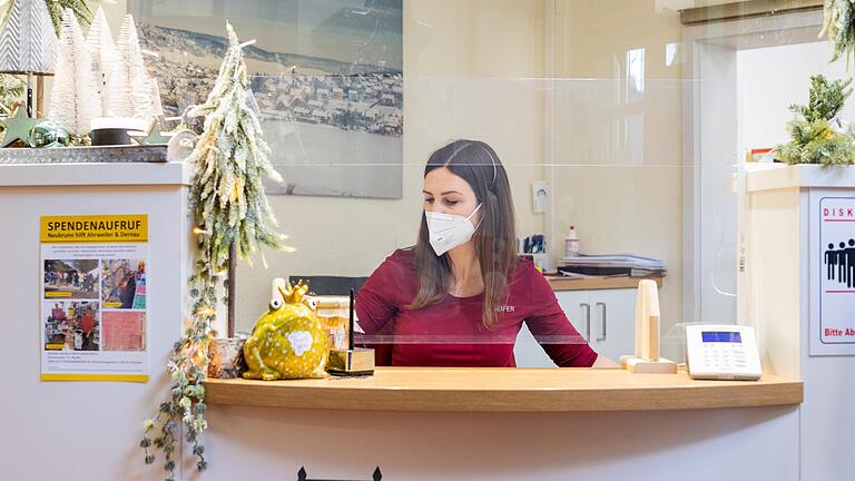 Nadine Seifer arbeitet als medizinische Fachangestellte in der Hausarztpraxis Rieck in Neubrunn.&nbsp;