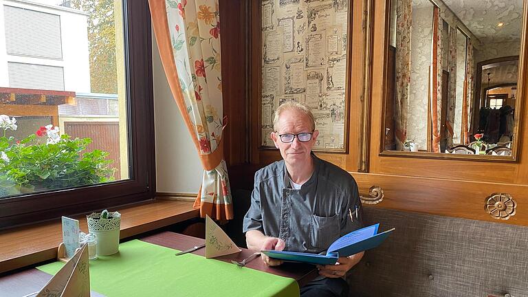 Christian Dösch, Inhaber des Bayerischen Hofs in Bad Kissingen, hofft, dass es keine Steuererhöhung geben wird. - Christian Dösch, Inhaber des Bayerischen Hofs in Bad Kissingen, hofft, dass es keine Steuererhöhung geben wird. Christian Dösch, Inhaber des Bayerischen Hofs in Bad Kissingen, hofft, dass es keine Steuererhöhung geben wird. - Christian Dösch, Inhaber des Bayerischen Hofs in Bad Kissingen, hofft, dass es keine Steuererhöhung geben wird.