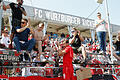 Fussball, 3. Liga, FC Würzburger Kickers - SG Sonnenhof Großaspach       -  v.li.: Sebastian Neumann (FC Würzburger Kickers) bedankt sich bei den Fans, bedanken, Dank