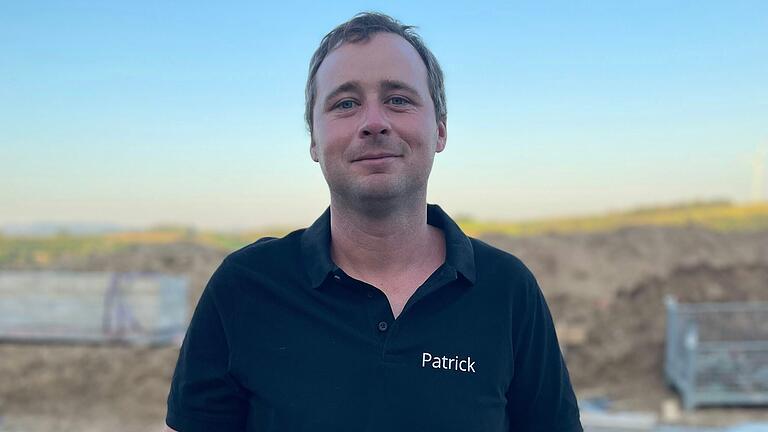 Patrick Schwab ist Meister und Mitinhaber von Schwab-Bau. Die Firma leitet er seit 2016 zusammen mit seinem Bruder. Patrick Schwab ist Meister und Mitinhaber von Schwab-Bau. Die Firma leitet er seit 2016 zusammen mit seinem Bruder.
