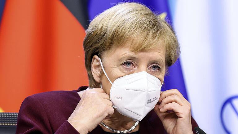 FFP2-Masken schützen nicht nur andere, sondern auch den Träger selbst vor einer Infektion mit dem Corona-Virus. Vor zwei Tagen hat Bundeskanzlerin Angela Merkel angekündigt, dass der Bund solche Masken an Risikopatienten ausgeben will. Kostenlos. FFP2-Masken schützen nicht nur andere, sondern auch den Träger selbst vor einer Infektion mit dem Corona-Virus. Vor zwei Tagen hat Bundeskanzlerin Angela Merkel angekündigt, dass der Bund solche Masken an Risikopatienten ausgeben will. Kostenlos.