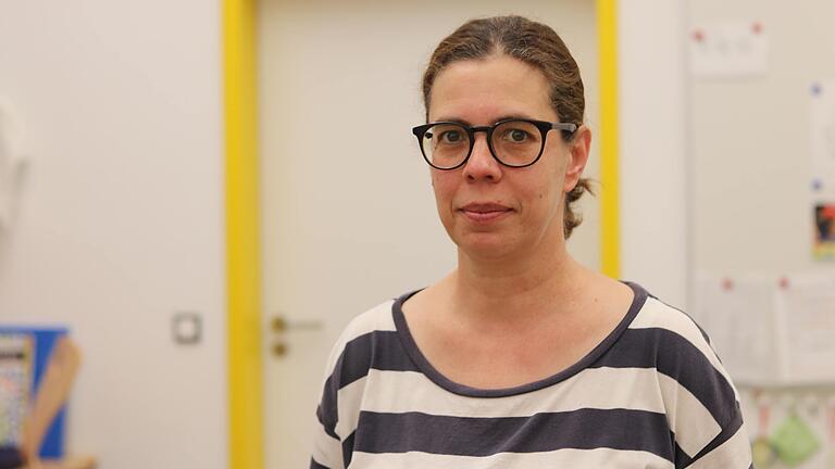 Die Heilpädagogin Katharina Holzinger betreut Lucas jeden Tag. Die Heilpädagogin Katharina Holzinger betreut Lucas jeden Tag.