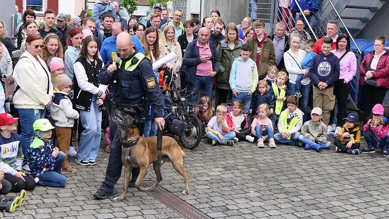 Am Sonntag war bei der Polizei in Haßfurt Tag der offenen Tür.