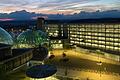 Der Rhön-Klinikum Campus von Bad Neustadt im Abendlicht (Archivfoto) und beleuchtet, wie man es gewohnt ist. Was würde aber im Falle eines Blackouts passieren?