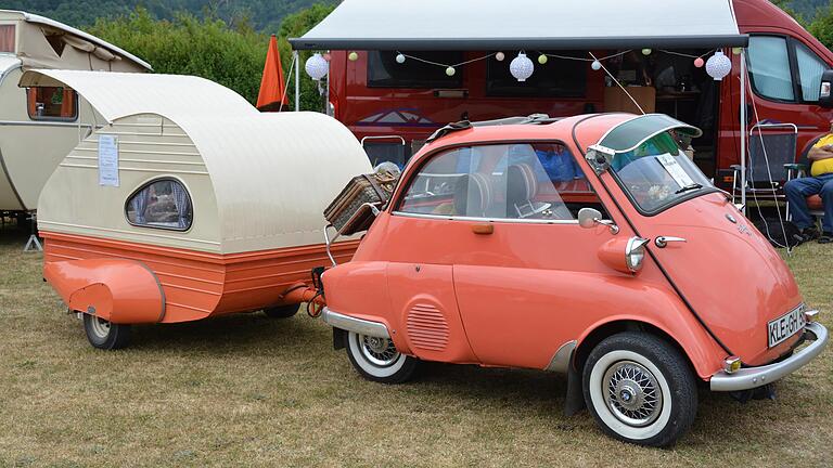 Der Camping-Oldie-Club lädt alle Interessierten am Wochenende nach Hofstetten ein. Der Camping-Oldie-Club lädt alle Interessierten am Wochenende nach Hofstetten ein.