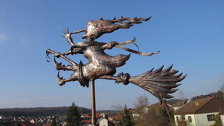 Bei den Kunsttagen in Sommerhausen sind auch Werke aus der Kunstschmiede Mützel in Eibelstadt zu sehen. Bei den Kunsttagen in Sommerhausen sind auch Werke aus der Kunstschmiede Mützel in Eibelstadt zu sehen.