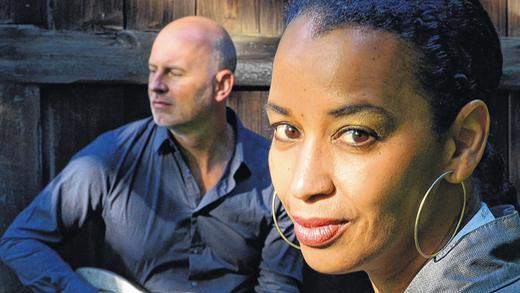 Eine Stimme, eine Gitarre: Thomas Fellow und Constanze Friend sind Friend'n Fellow. Eine Stimme, eine Gitarre: Thomas Fellow und Constanze Friend sind Friend'n Fellow.