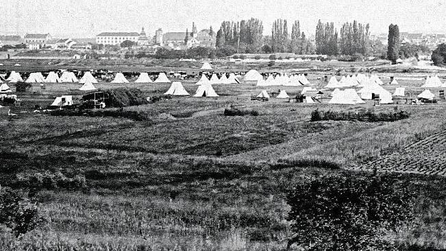 Ein Lager für rund 9000 Soldaten: Das einzige Foto des Militärlagers auf der Schweinfurter Maininsel. Ein Lager für rund 9000 Soldaten: Das einzige Foto des Militärlagers auf der Schweinfurter Maininsel.