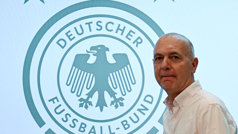 DFB-Präsident Bernd Neuendorf       -  Der DFB bewirbt sich um die Ausrichtung der Frauen-EM 2029.