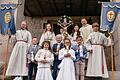 Philipp Fösel, Josefine Ludwig, Jakob Lutz, Stella Müller und Devin Wolf feierten am Sonntag in der St. Matthäus Kirche in Breitbrunn mit Pfarrer Rusin ihre erste Heilige Kommunion. Trotz des Schneefalls am frühen Morgen genossen die Kinder mit ihren Familien einen wunderbaren Tag.