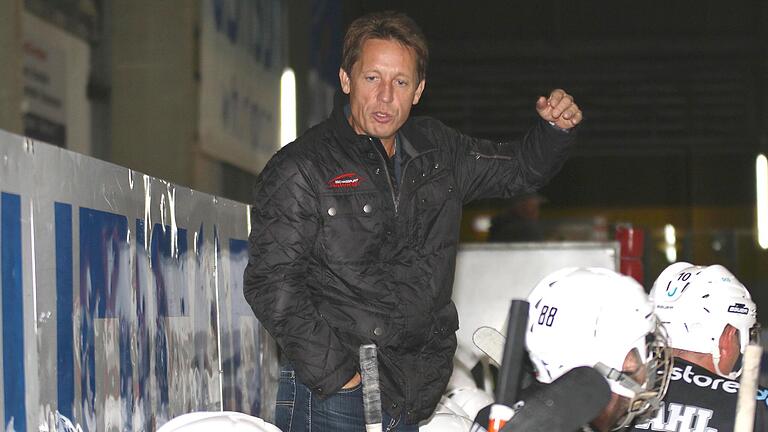 Martin Reichert, Sportleiter beim ESC Haßfurt, war mit anderen vor Gericht erfolgreich. Demnach darf jeder Eishockey-Verein künftig selbst bestimmen, wie viele EU-Ausländer er einsetzt. Martin Reichert, Sportleiter beim ESC Haßfurt, war mit anderen vor Gericht erfolgreich. Demnach darf jeder Eishockey-Verein künftig selbst bestimmen, wie viele EU-Ausländer er einsetzt.