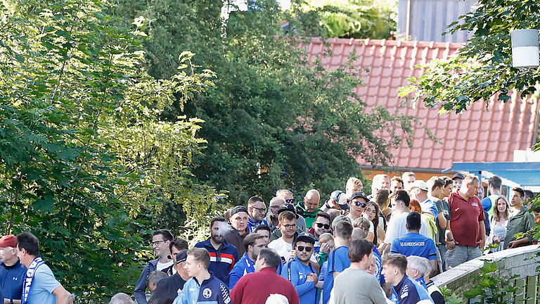 Fussball, Relegation, Kreisliga WUE2, SV Buetthard - SG Randersacker       -  26.05.2022, Fussball, Relegation, Kreisliga WUE2, SV Buetthard - SG Randersacker, Ochsenfurt , Maininselstadion

Bild: v. li.