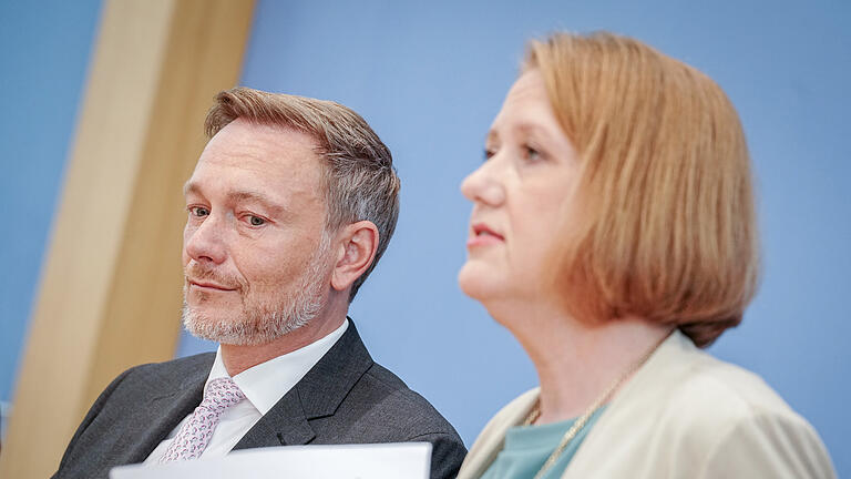 Ampel-Koalition einig bei Kindergrundsicherung.jpeg       -  Christian Lindner und Lisa Paus stellten am Montag die Eckpunkte zur Einigung über die Kindergrundsicherung vor.