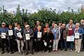 Gruppenfoto nach den Ehrungen: (hinten von links) Winfried Nöller, Alice Hofmann, Gerhard Hofmann, Doris Horner, Horst Krammel, Inge Frebert, Peter Dorsch, Rainer Schiffmeier, Stefan Seufert, Kreisvorsitzender Karl Wolf, (vorne von links) Heidi Baumann, Ludwig Seufert, Hedwig Seufert, Resi Schmuck, Gertrud Ziegler, Rainer Ziegler, Ursula Richter und Helga Rummey. Nicht auf dem Bild sind: Dieter Baumann, Dorsch Friedrich, Dieter Ehrbar, Franke Monika, Pranee und Walter Gaub, Laug Daniele, Laug Felix, Leicht-Holzapfel Christiane, Reinhilde und Willi Pfister, Edith und Erwin Röding, Andreas Scipio, Lotte Stampfer und Julia Stampfer.&nbsp;