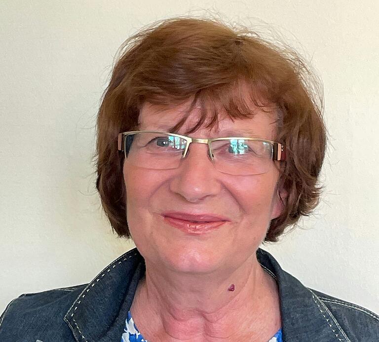 Gabriele Schmitt ist seit zwei Jahren Vorsitzende des Städtepartnerschaftskomitées Elek-Gerolzhofen. Gabriele Schmitt ist seit zwei Jahren Vorsitzende des Städtepartnerschaftskomitées Elek-Gerolzhofen.