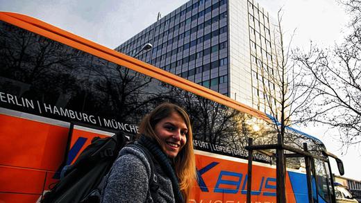 Auf nach Köln: Larissa bestieg für die Reise den ersten FlixBus, der in Würzburg Halt machte.