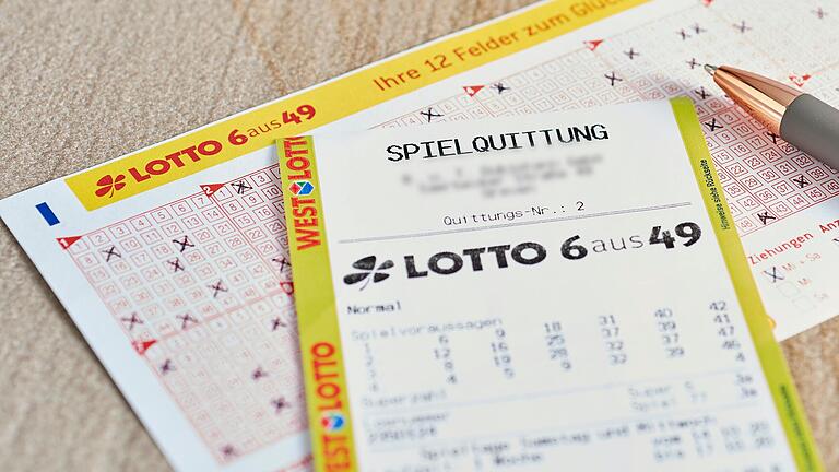 Erneut hat ein Lotto-Spieler aus Unterfranken einen Millionengewinn abgeräumt. Erneut hat ein Lotto-Spieler aus Unterfranken einen Millionengewinn abgeräumt.