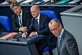 Bundestag       -  Friedrich Merz wird Kanzlerkandidat der Union. Aber was ist mit Habeck und Scholz?