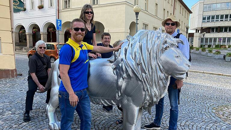 Spaziergang in Trutnov,&nbsp; (von links) Laurenz Burger, Marcus Wieser (LG), Annette Wolz (Inklusionsbeauftragte),  Christoph Hoffmann (BSJ, VWS), Jens Röder (Leiter FB Sport) (VWS,BSJ).