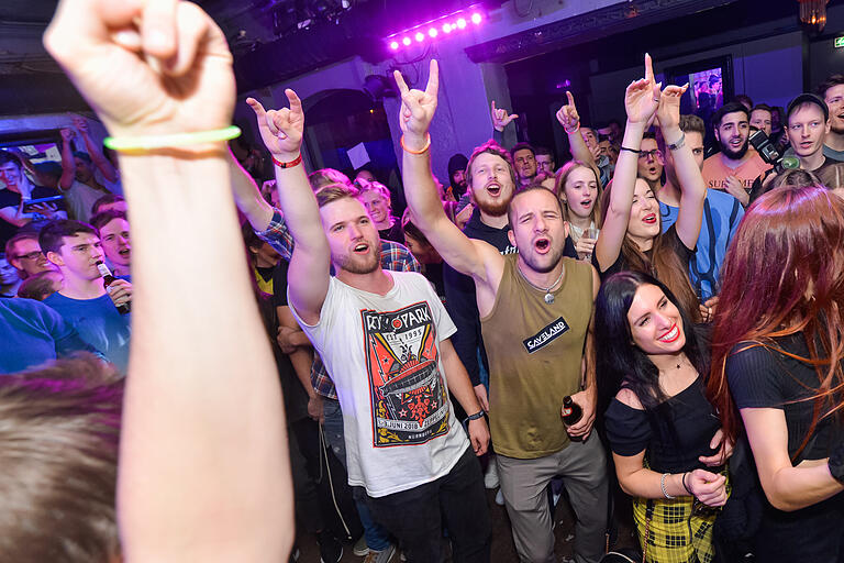 Musikalisch deckt das Honky Tonk Festival Würzburg jährlich eine große Bandbreite ab. Musikalisch deckt das Honky Tonk Festival Würzburg jährlich eine große Bandbreite ab.